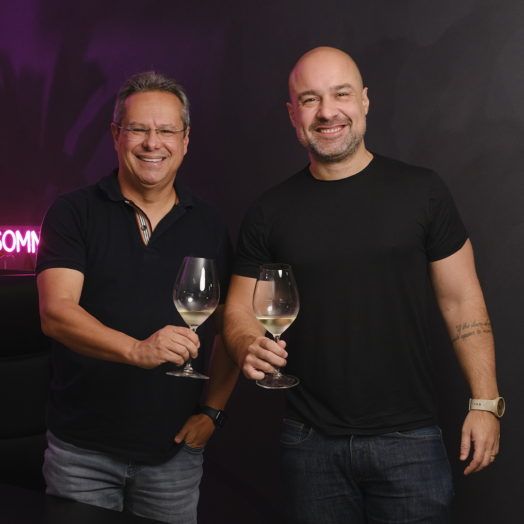 Rogério Enachev - Louco Por Viagens