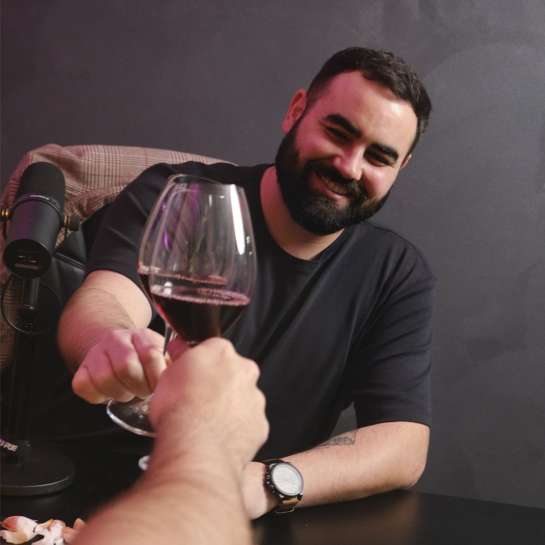 foto Rodrigo Ferraz - Sommelier e Criador do Perfil Vinhos de Bicicleta 02